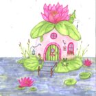 Œuvre originale à l'encre et au marqueur représentant une maison féérique rose coiffée d'un nénuphar en fleur et de feuilles vertes, posée sur un étang avec une grenouille, des quenouilles et des nénuphars flottants La Maison Nénuphar par Lise Lavoie Shefford Québec